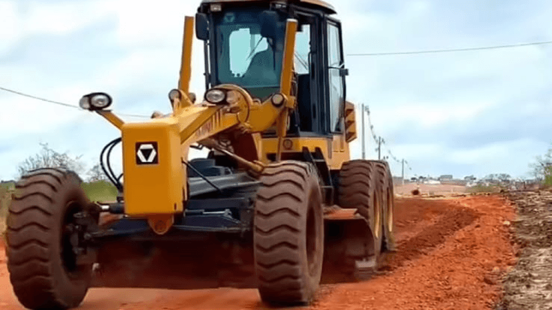 Prefeitura Municipal Intensifica limpeza de aguadas públicas e recuperação de estradas vicinais e rodagens